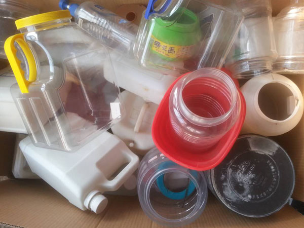 吹塑産品