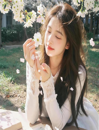 《美少女的谎言：暑期班 第二季》服装道具解析：时代还原与细节设计评价，推荐